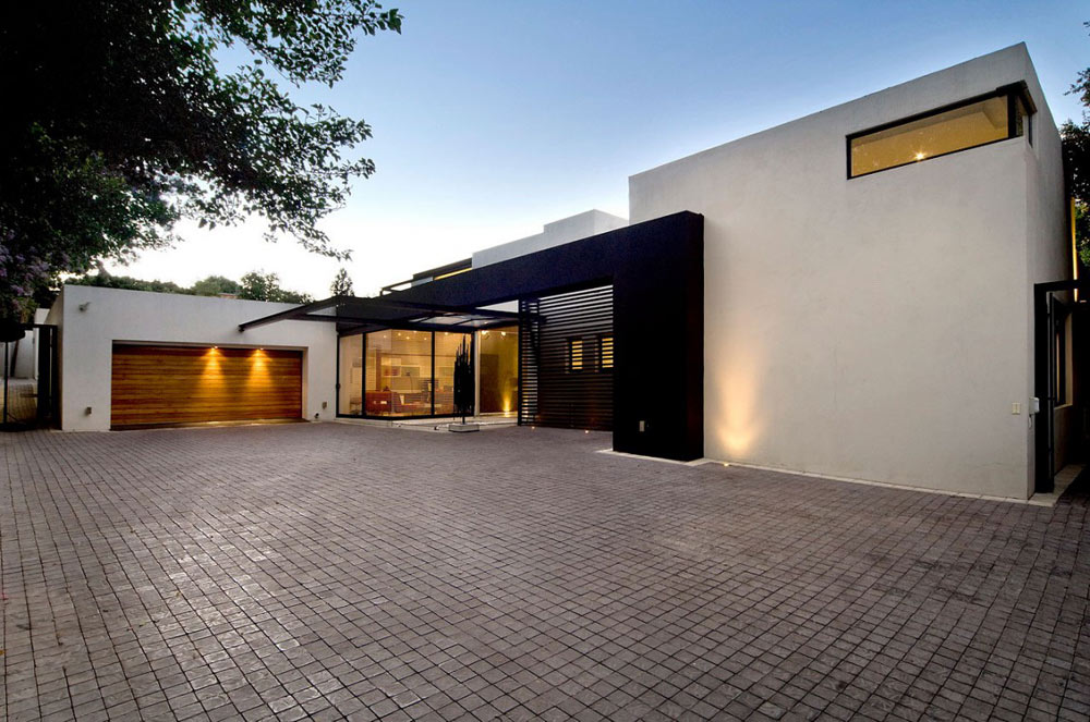 Driveway, Exquisite Modern Home in Cape Town