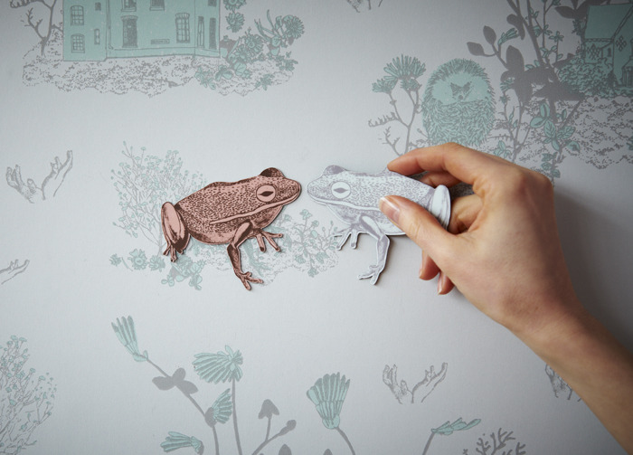 Kissing Frogs on Blue Magnetic Woodlands Wallpaper by Sian Zeng