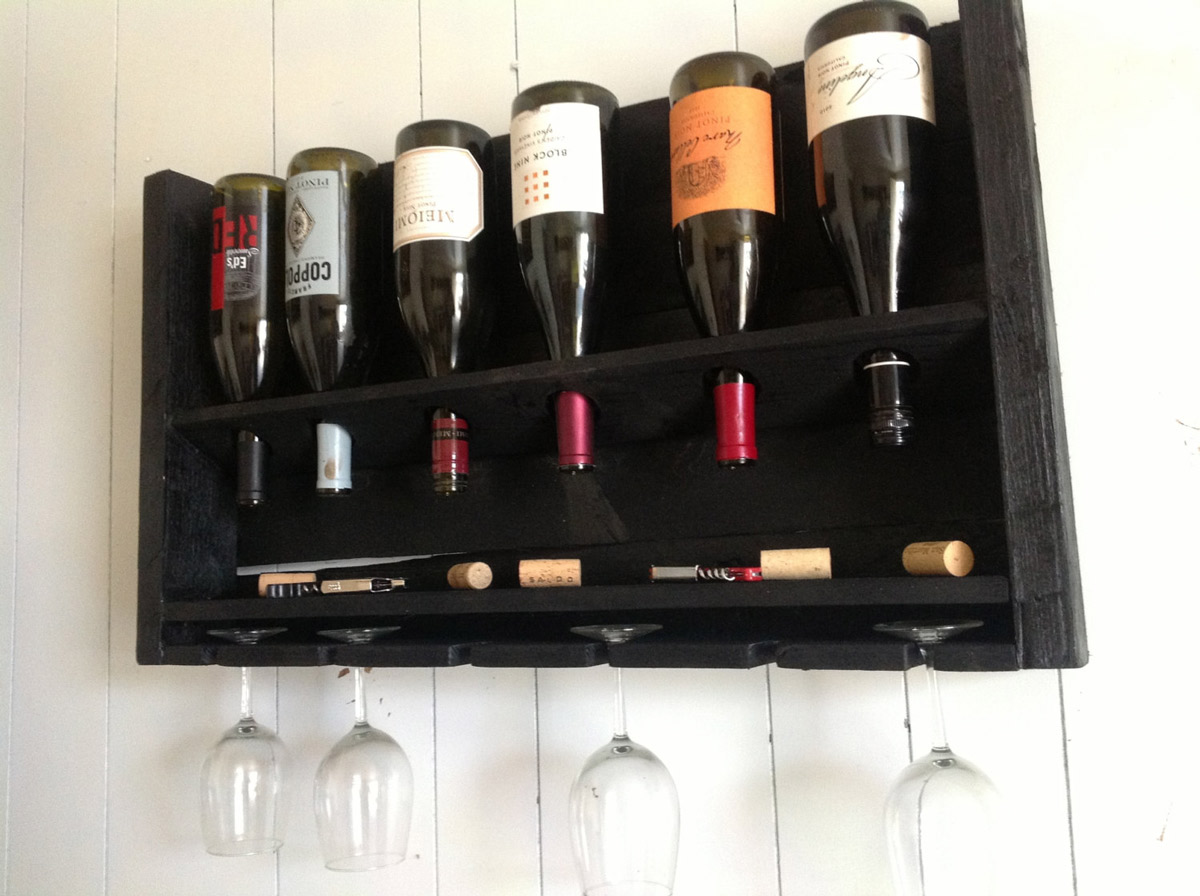 Simplistic Reclaimed Wood Wine Rack