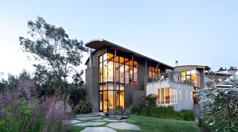 Modern Home in the East Bay hills in Berkeley, California