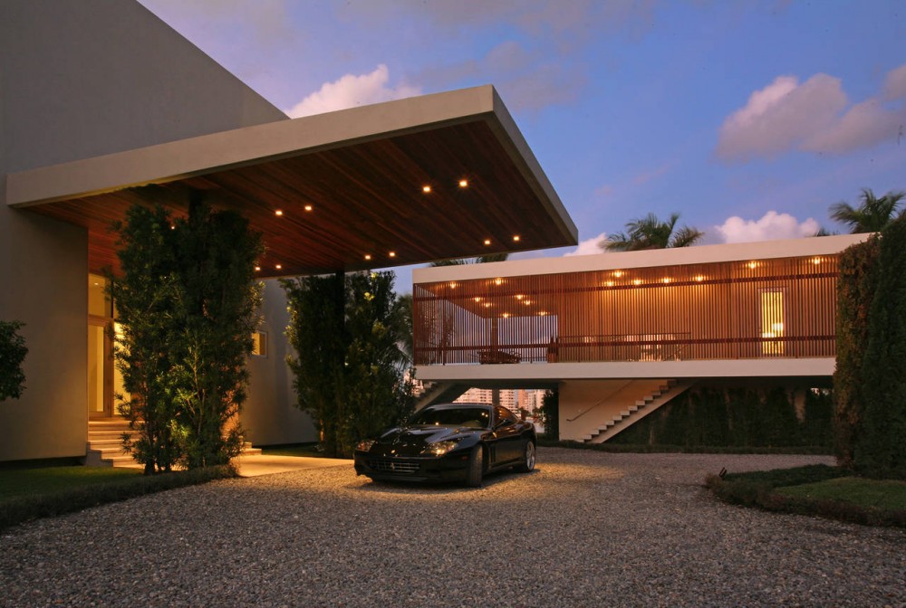 Entrance, Driveway, Contemporary Home in Miami Beach, Florida