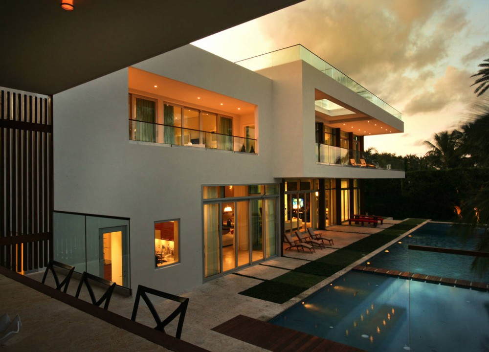 Evening, Lighting, Contemporary Home in Miami Beach, Florida