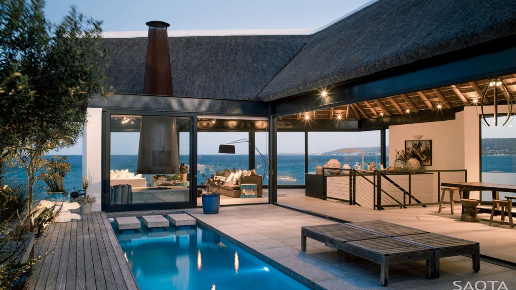 Breathtaking Holiday Home, Shelley Point, South Africa